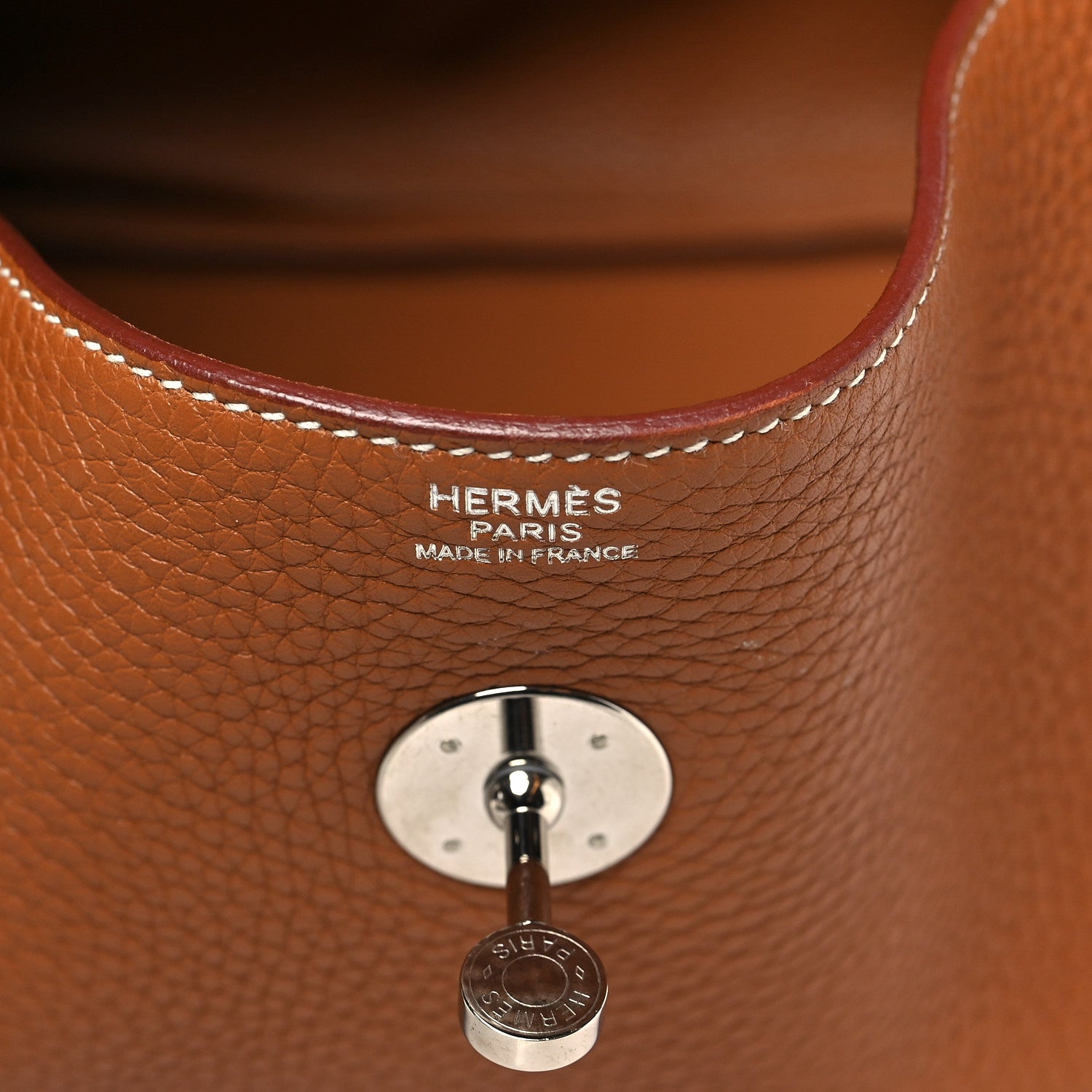 エルメス リンディ 34 Gold トリヨンクレマンス シルバー金具 HERMES LINDY 34 GOLD TAURILLON CLEMENCE SILVER HARDWARE