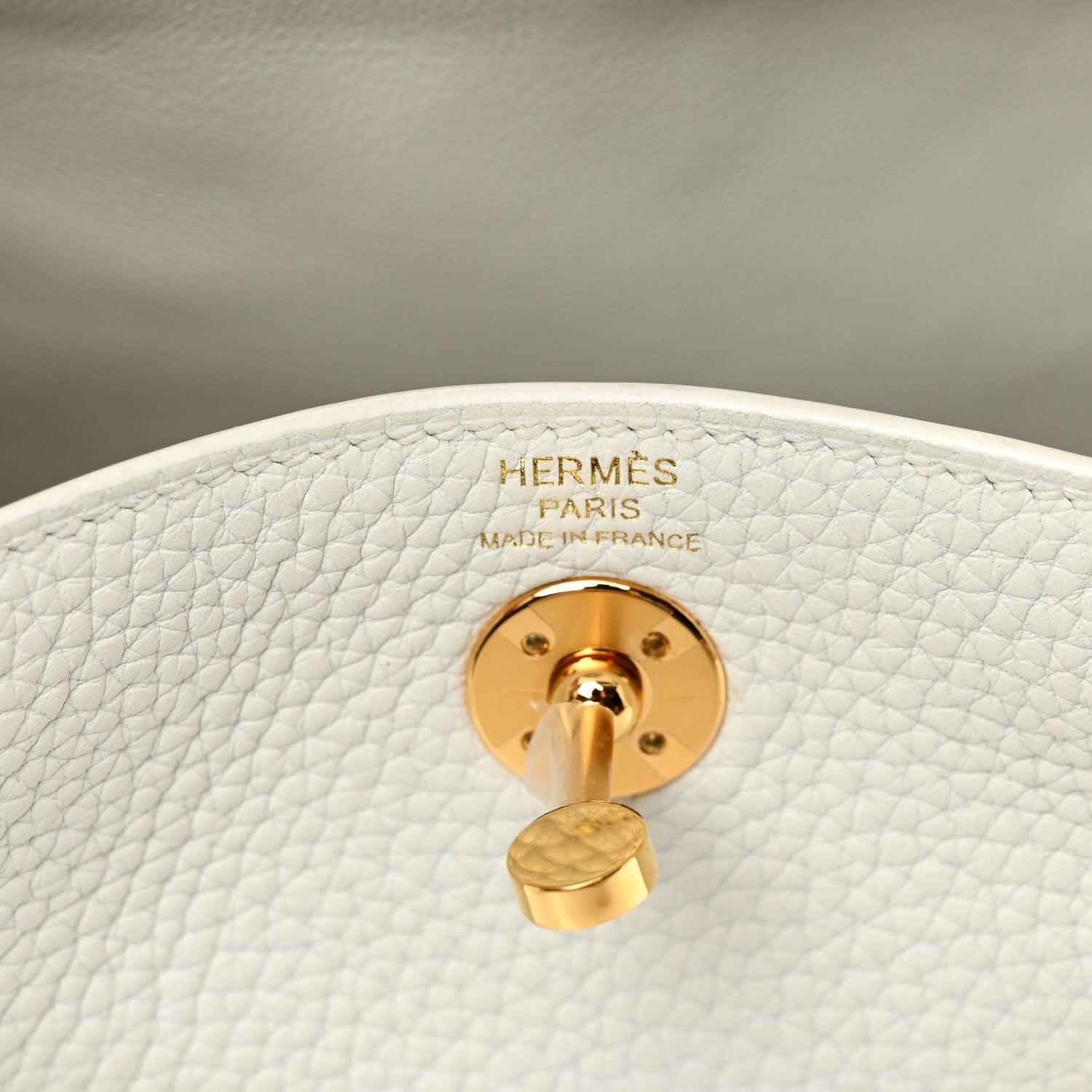 エルメス リンディ 20 New White トリヨンクレマンス ゴールド金具 HERMES LINDY 20 NEW WHITE TAURILLON CLEMENCE GOLD HARDWARE