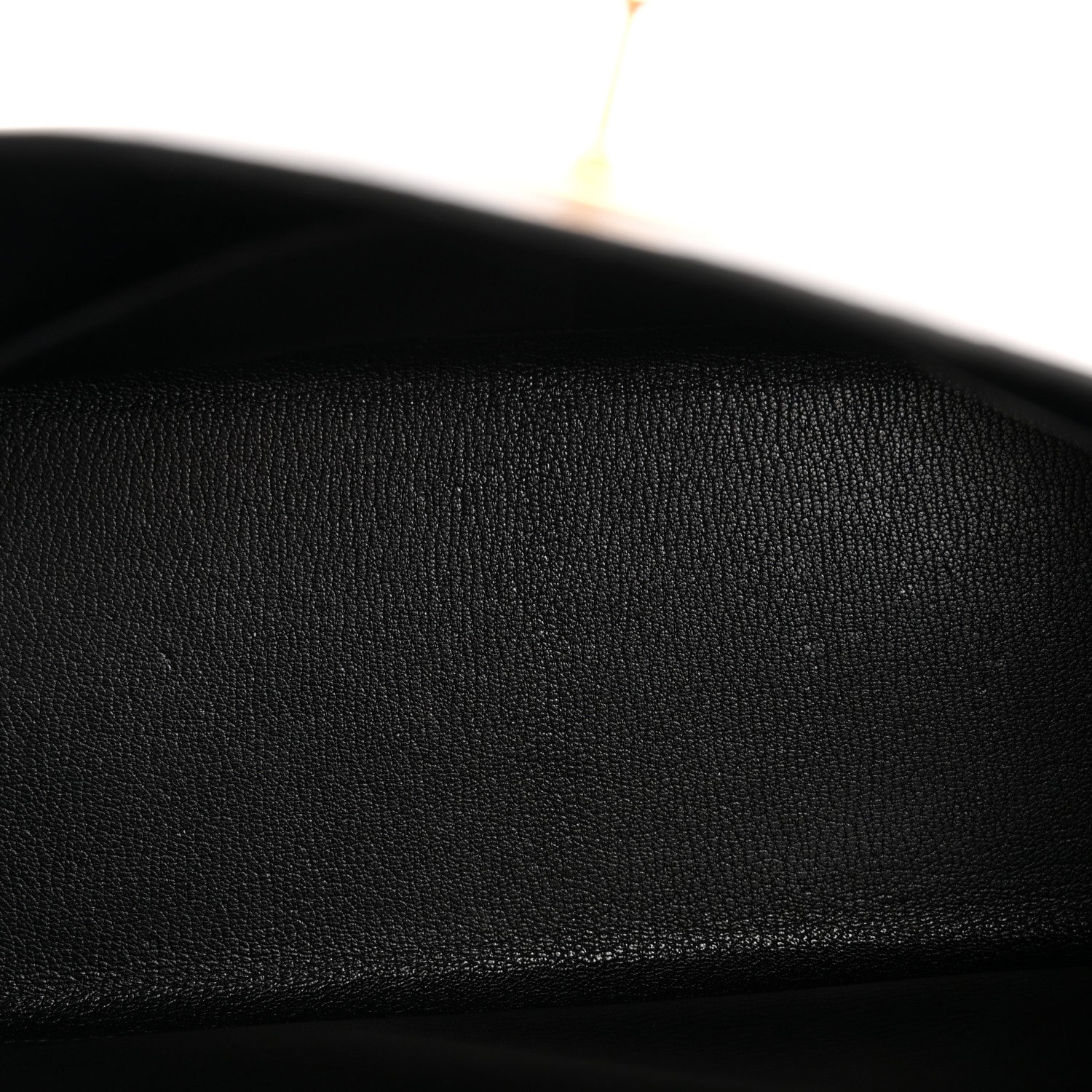 HERMES KELLY 32 SELLIER BLACK SOMBRERO GOLD HARDWARE