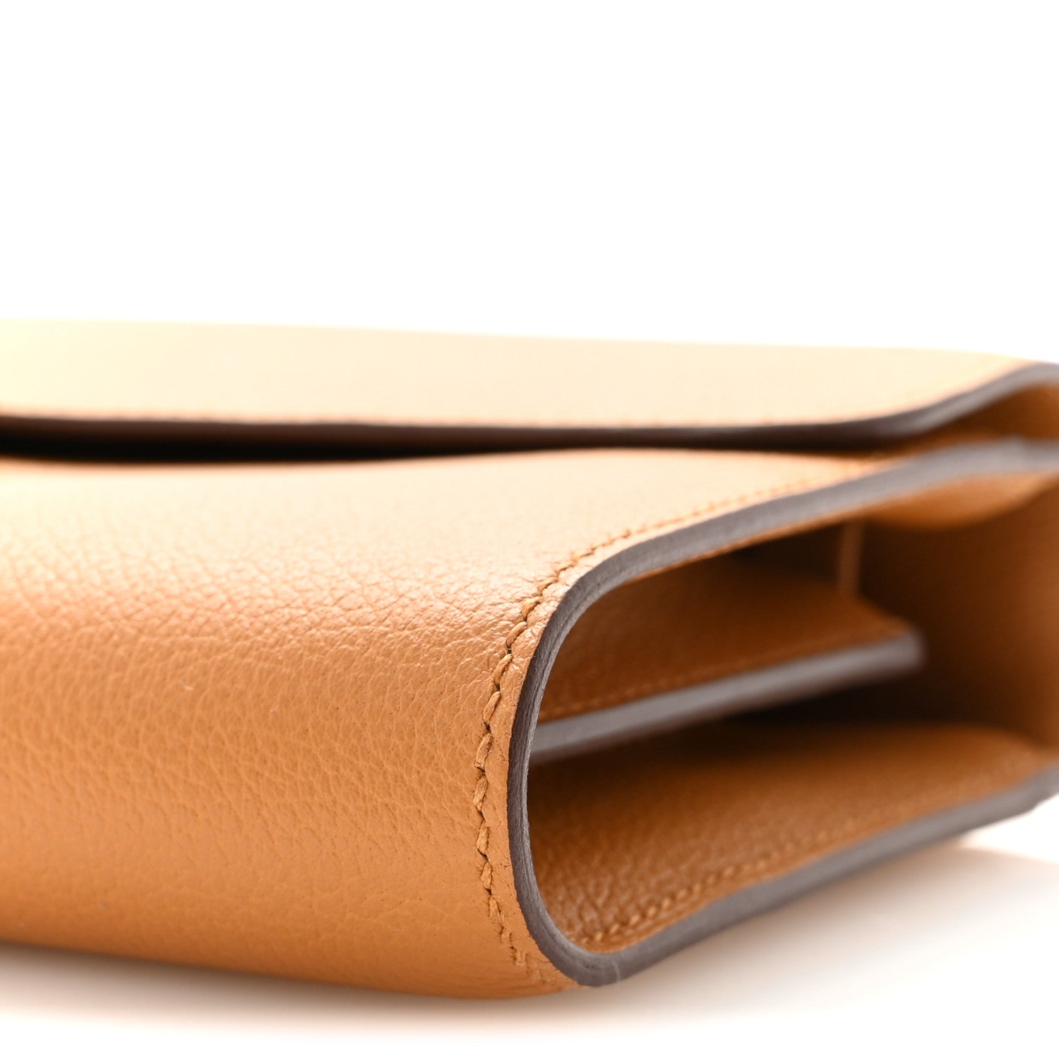 CONSTANCE TO GO WALLET CARAMEL EVERCOLOR GOLD HARDWARE