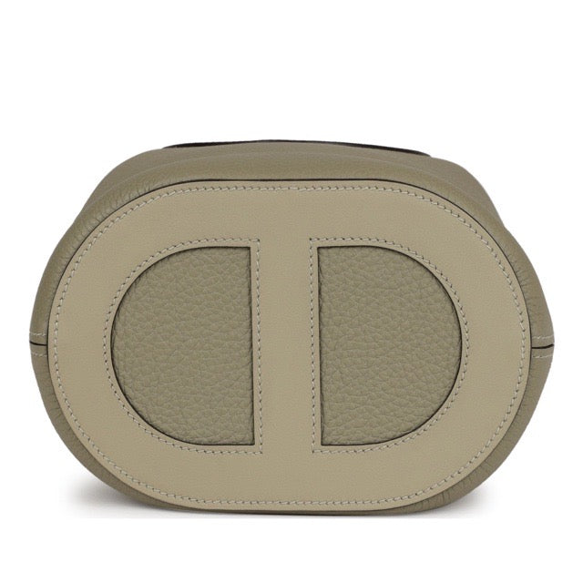 HERMES IN-THE-LOOP 18 SAUGE TAURILLON CLEMENCE SWIFT GOLD HARDWARE