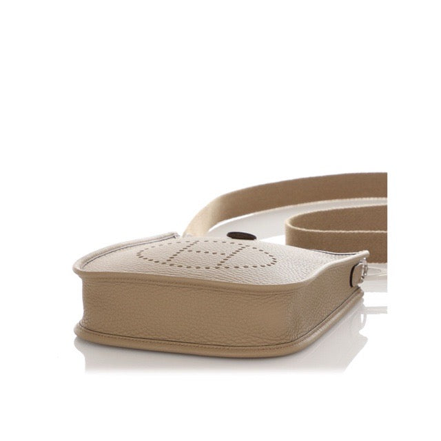 HERMES MINI EVELYNE TPM SHOULDER BAG BEIGE MARFA TAURILLON CLEMENCE SILVER HARDWARE