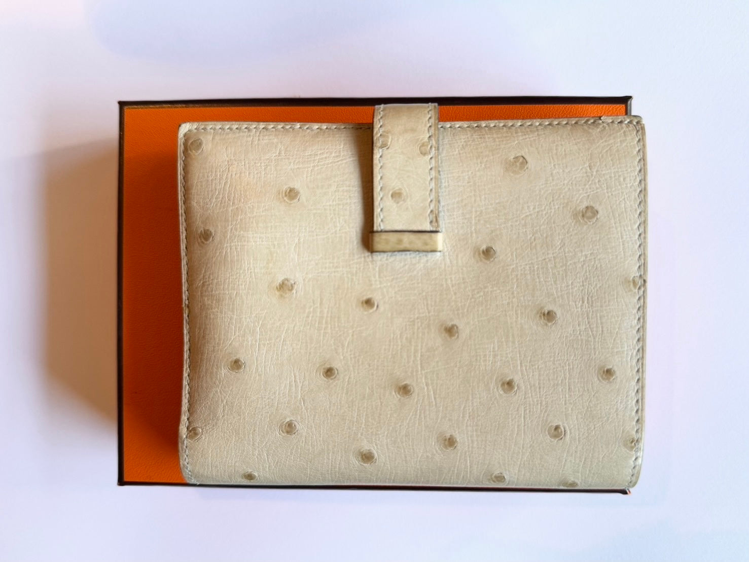HERMES BEARN COMPACT FOLDING WALLET TRENCH OSTRICH ROSE GOLD HARDWARE