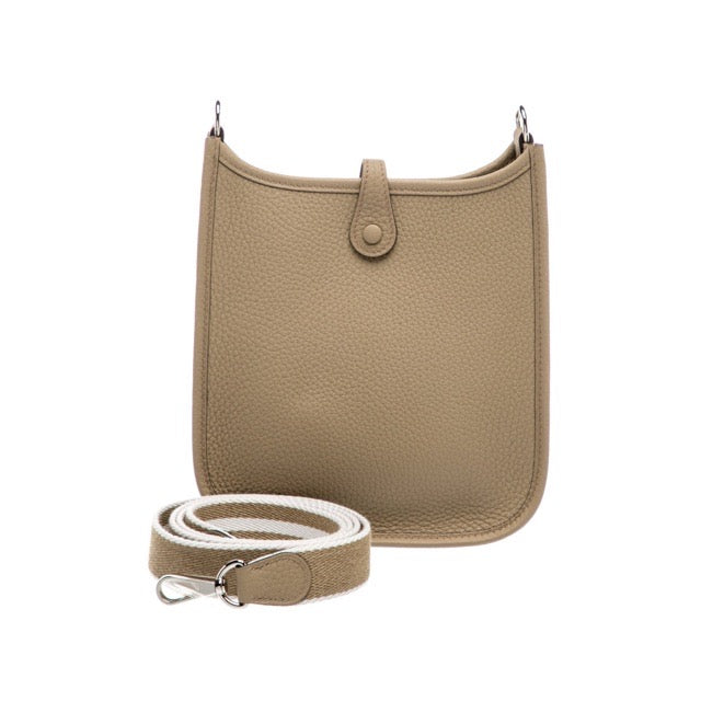 エルメス ミニエヴリン TPM アマゾン Beige Marfa クレマンス シルバー