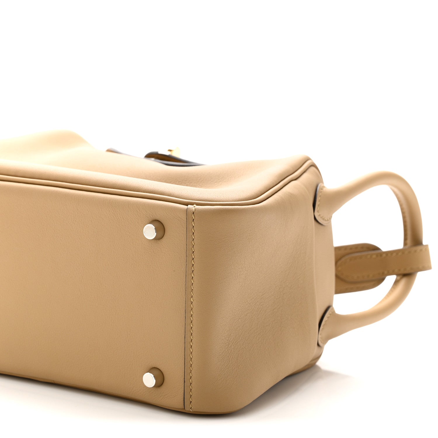 エルメス リンディ 20 Poussiere スイフト ゴールド金具 HERMES LINDY 20 POUSSIERE SWIFT GOLD HARDWARE