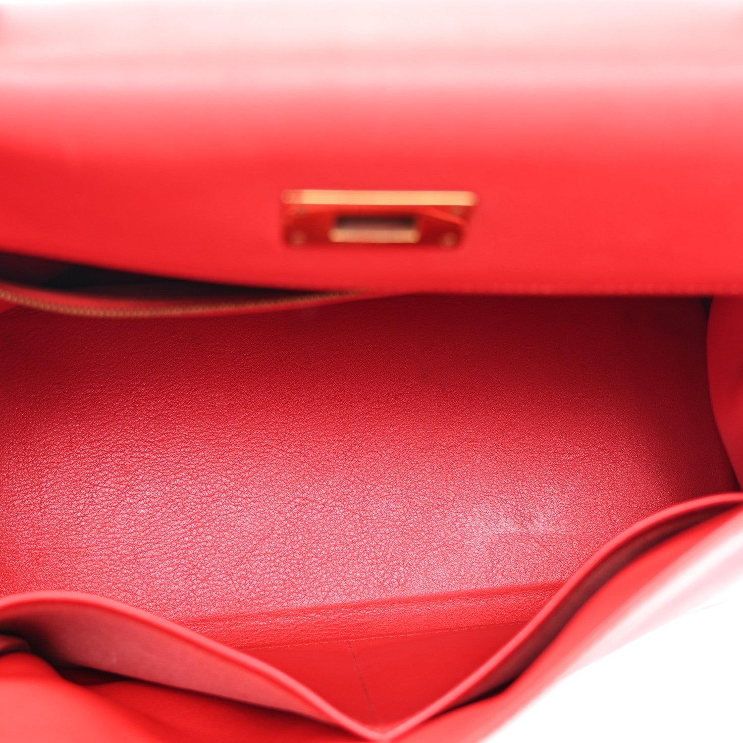 HERMES KELLY 28 RETOURNE ROUGE VIF SWIFT GOLD HARDWARE