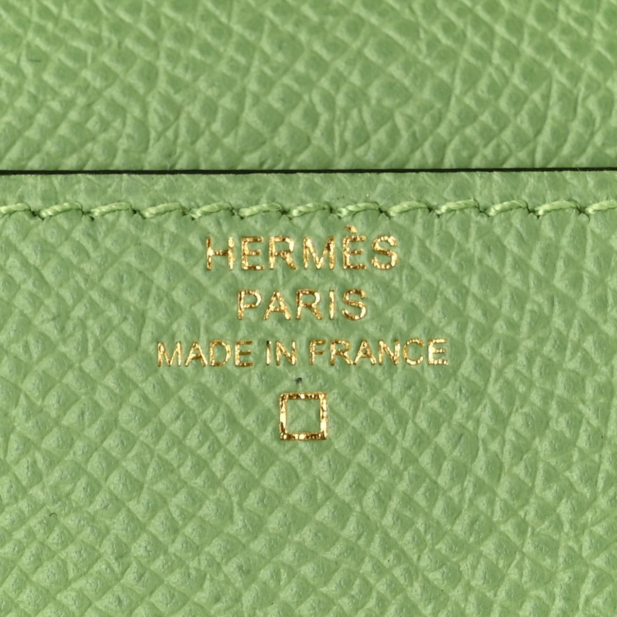 Hermès Constance To Go Long Wallet Vert Criquet Cactus Beige Sable Ombre Alligator / Lizard / Epsom Gold Hardware