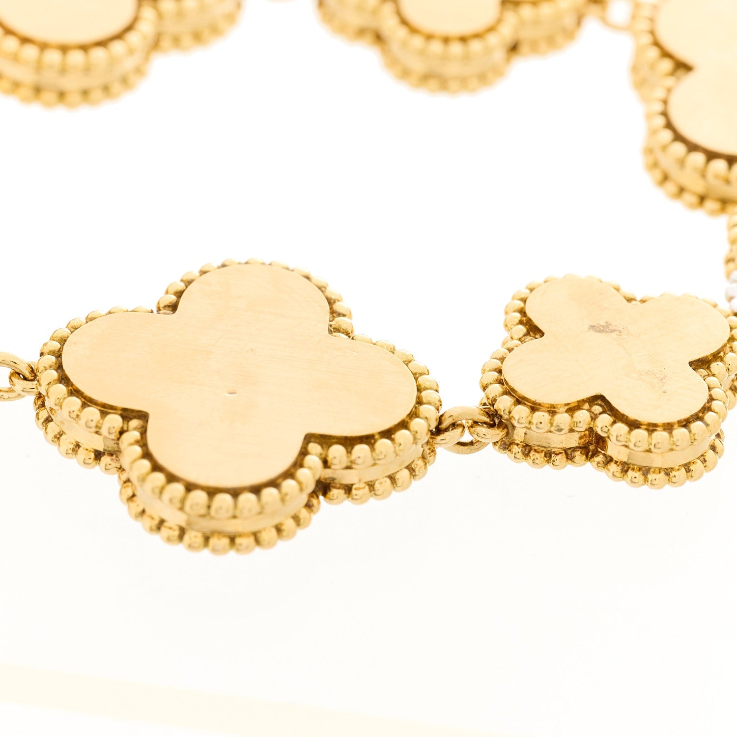 ヴァンクリーフ＆アーペル 18Kイエローゴールド マザーオブパール ブラックオニキス 26mm アルハンブラ クォーツウォッチ 腕時計