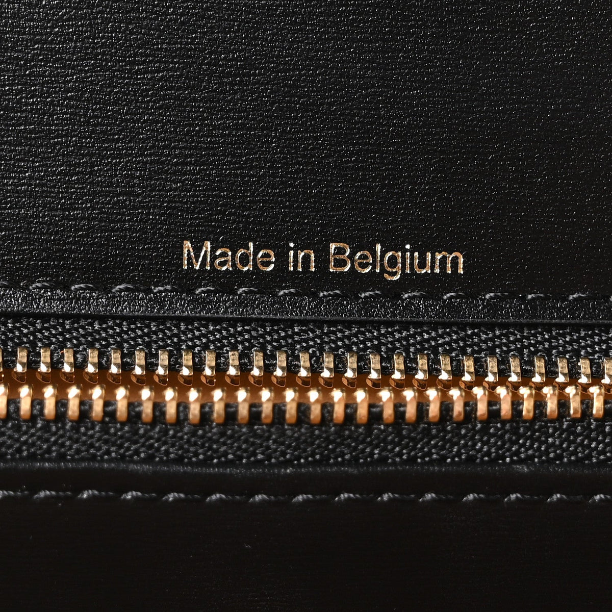 デルヴォー ブリヨン MM ショルダーバッグ Black ボックスカーフスキン ゴールド金具 DELVAUX BRILLANT MM SHOULDER BAG BLACK BOX CALFSKIN GOLD HARDWARE