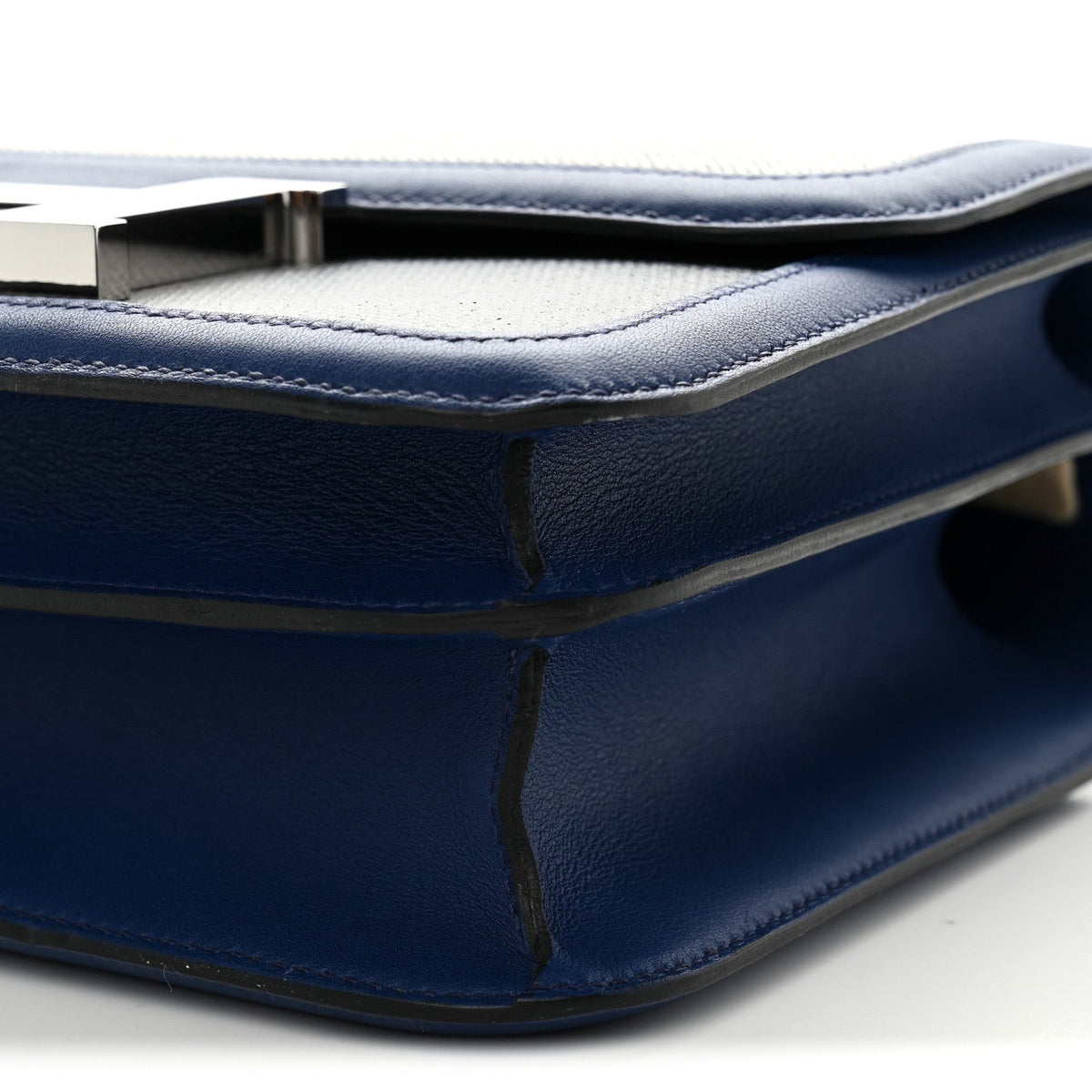 エルメス コンスタンス 24 Bleu Saphir Black Ecru スイフト / トワル シルバー金具 HERMES CONSTANCE 24 BLEU SAPHIR BLACK ECRU SWIFT / TOILE SILVER HARDWARE