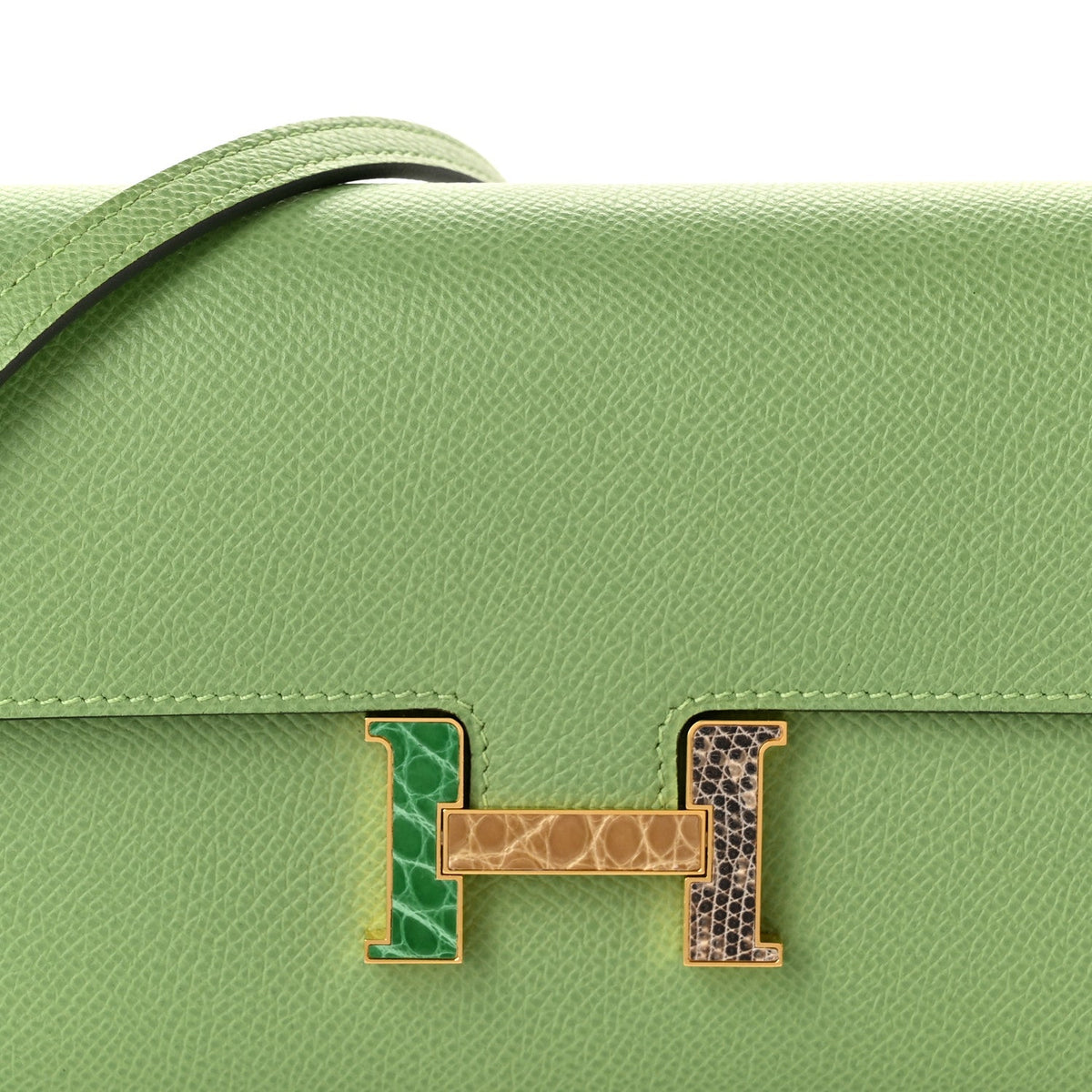 Hermès Constance To Go Long Wallet Vert Criquet Cactus Beige Sable Ombre Alligator / Lizard / Epsom Gold Hardware