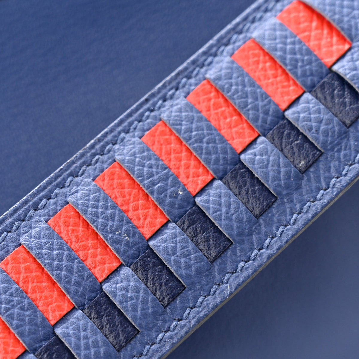 エルメス リンディ 26 トレサージュドゥキュイル Bleu Brighton Capucine Bleu Saphir エプソン / スイフト シルバー金具 HERMES LINDY 26 TRESSAGE DE CUIR BLEU BRIGHTON CAPUCINE BLEU SAPHIR EPSOM / SWIFT SILVER HARDWARE