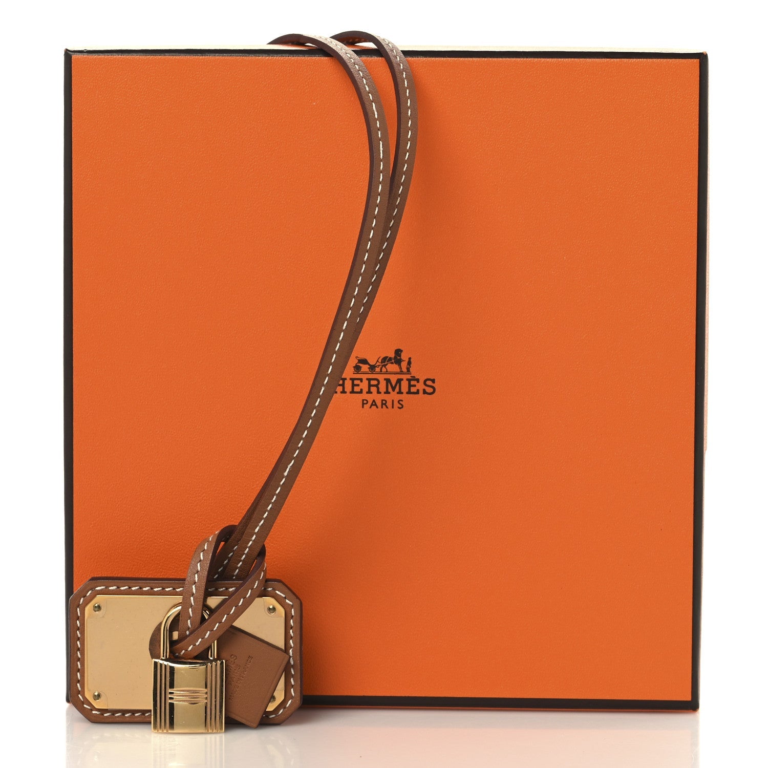 Hermès Swift Large O'Kelly Pendant Necklace in Gold