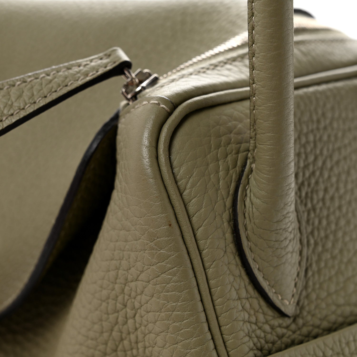 エルメス リンディ 26 Sauge トリヨンクレマンス シルバー金具 HERMES LINDY 26 SAUGE TAURILLON CLEMENCE SILVER HARDWARE