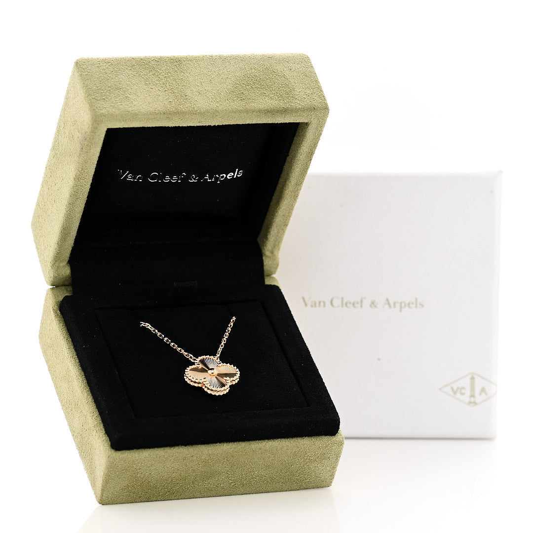 ヴァンクリーフ＆アーペル ヴィンテージアルハンブラ ペンダントネックレス ギョーシェ 18K イエローゴールド VAN CLEEF & ARPELS VINTAGE ALHAMBRA PENDANT NECKLACE GUILLOCHÉ 18K YELLOW GOLD