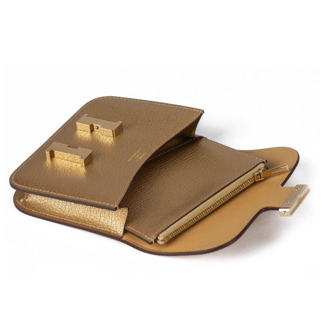 エルメス コンスタンス スリム ウォレット ドレ メタリックゴールド シェーブル シャムキラ ゴールド金具 折り財布 HERMES CONSTANCE SLIM WALLET DORE METALLIC GOLD CHEVRE CHAMKILA GOLD HARDWARE