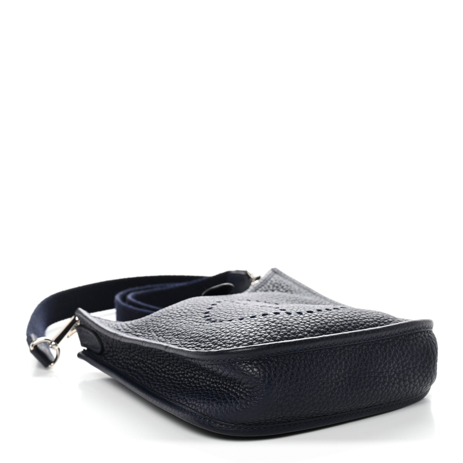 エルメス ミニエヴリン TPM Bleu Nuit トリヨンクレマンス シルバー金具 HERMES MINI EVELYNE TPM BLEU NUIT TAURILLON CLEMENCE SILVER HARDWARE
