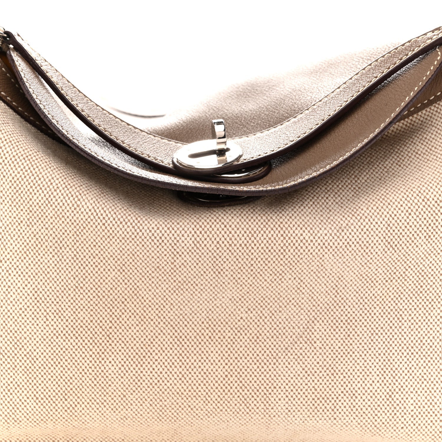 エルメス リンディ 30 Ecru Etoupe スイフト / トワル シルバー金具 HERMES LINDY 30 ECRU ETOUPE SWIFT / TOILE SILVER HARDWARE