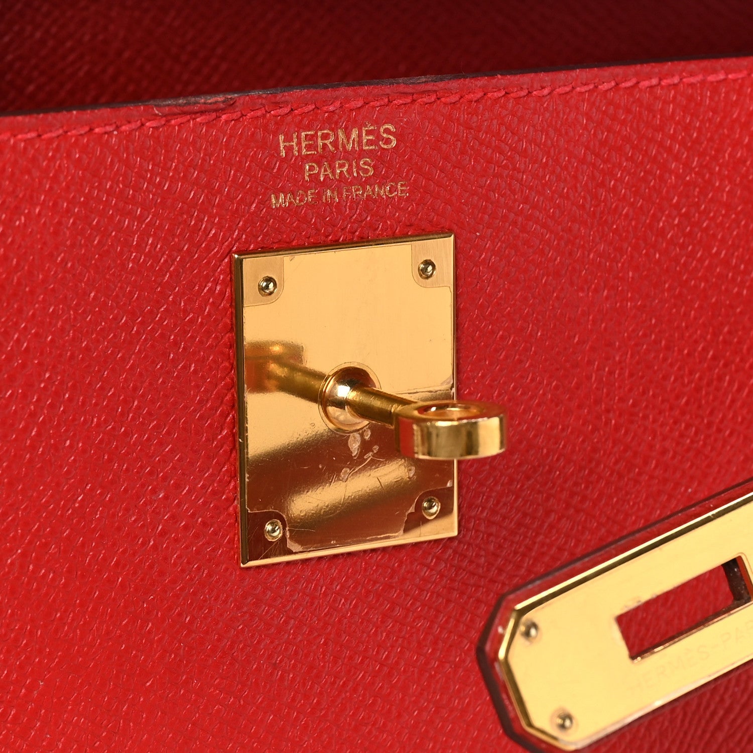 HERMES KELLY 32 SELLIER ROUGE CASAQUE EPSOM GOLD HARDWARE